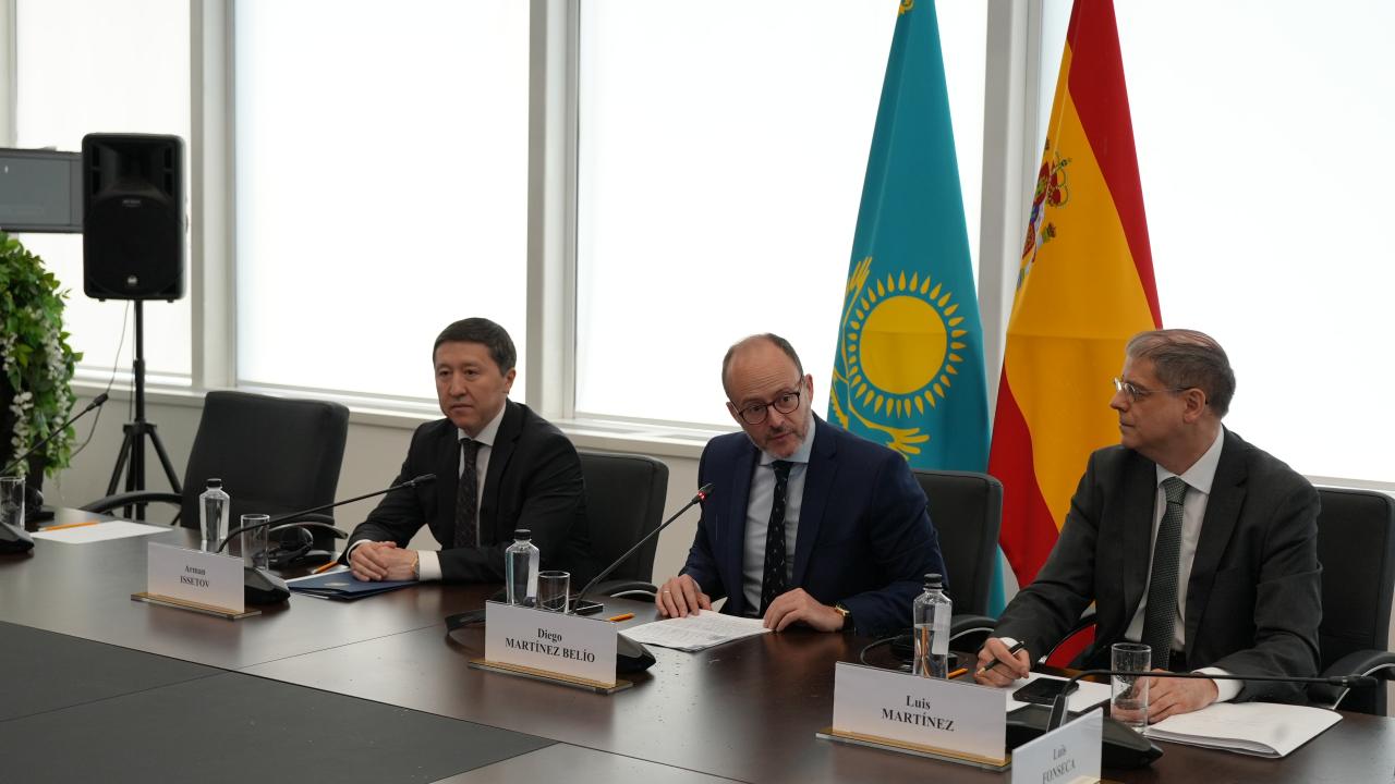 2 fòrum kazakhstan
